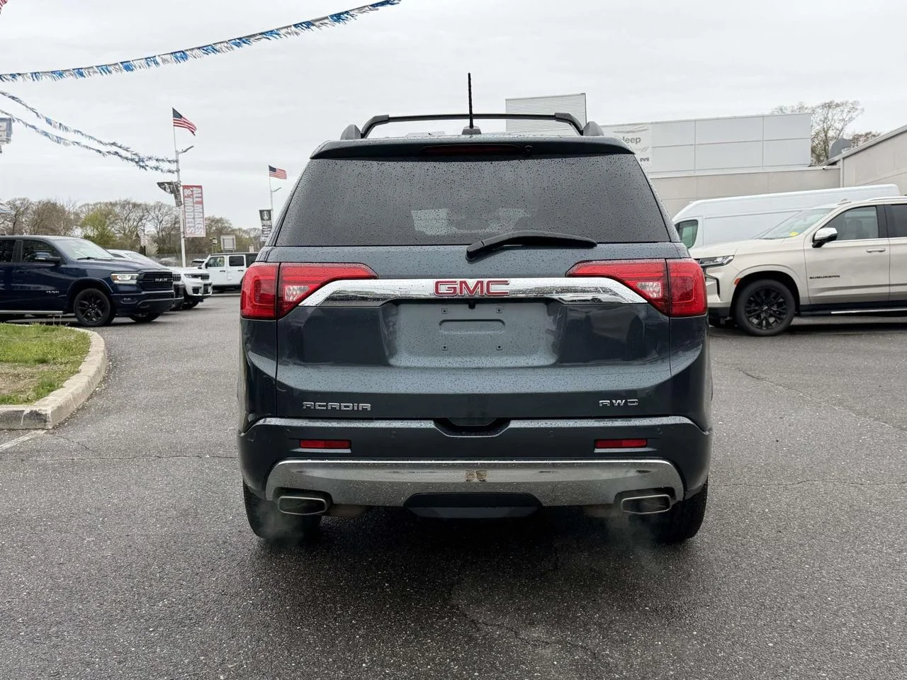 Used 2019 Dark Sky Metallic GMC Denali image 5