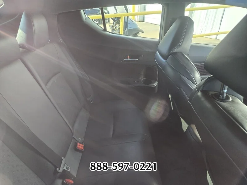 Used 2019 Magnetic Gray Metallic TOYOTA LIMITED image 11