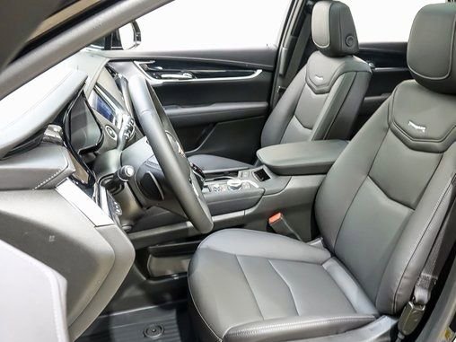 New 2025 Crystal White Tricoat Cadillac Premium Luxury image 9