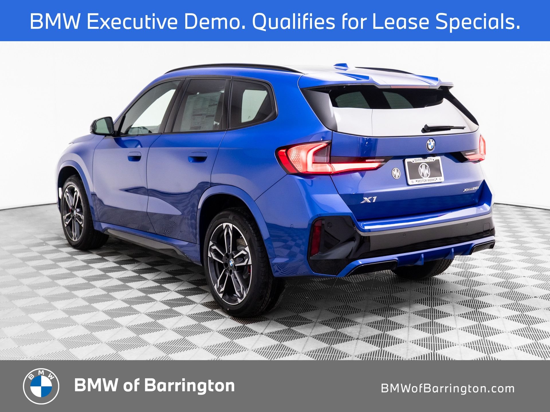 New 2026 Portimao Blue Metallic BMW xDrive28i image 3