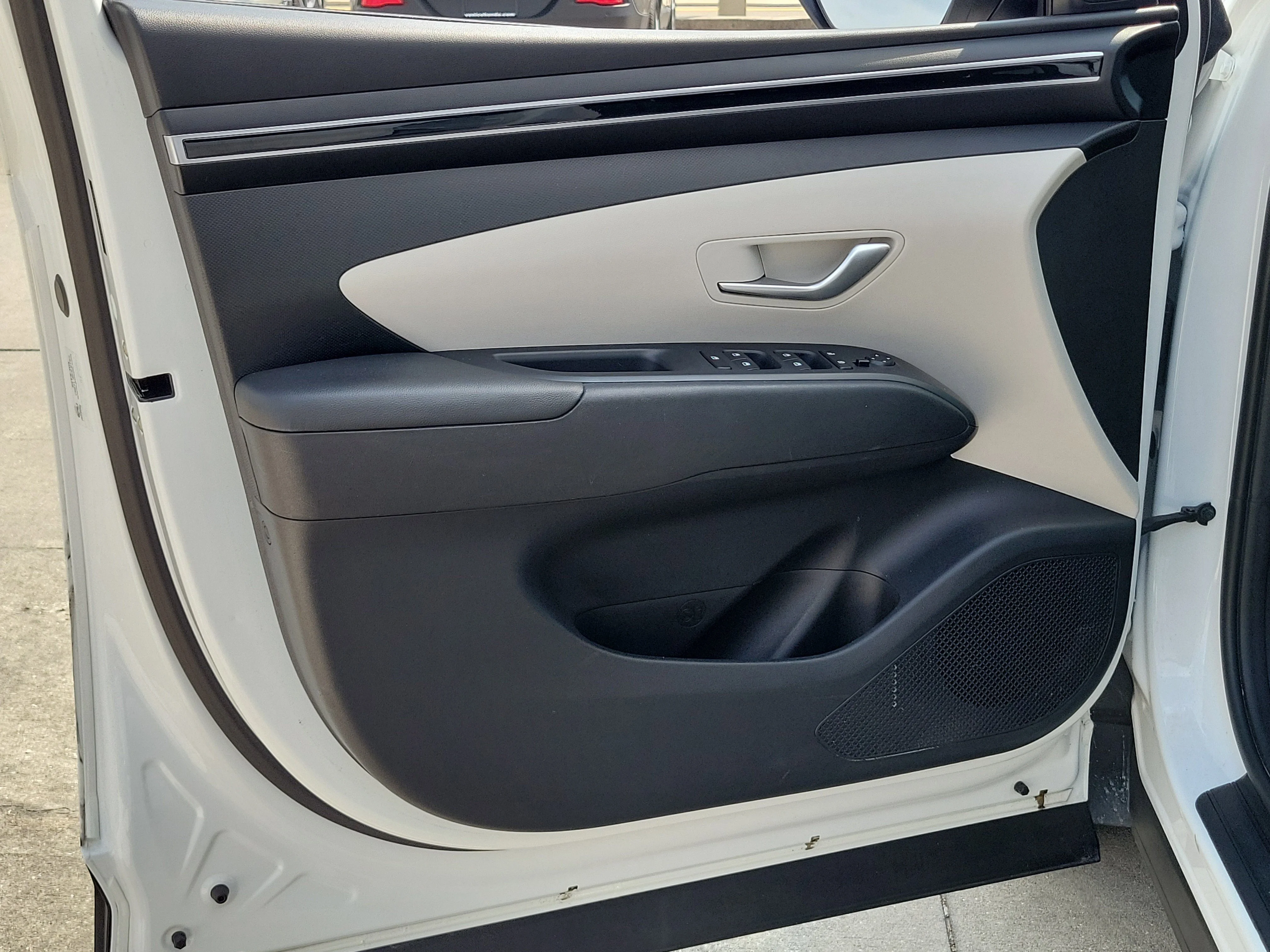Used 2023 Serenity White Pearl Hyundai SEL image 23