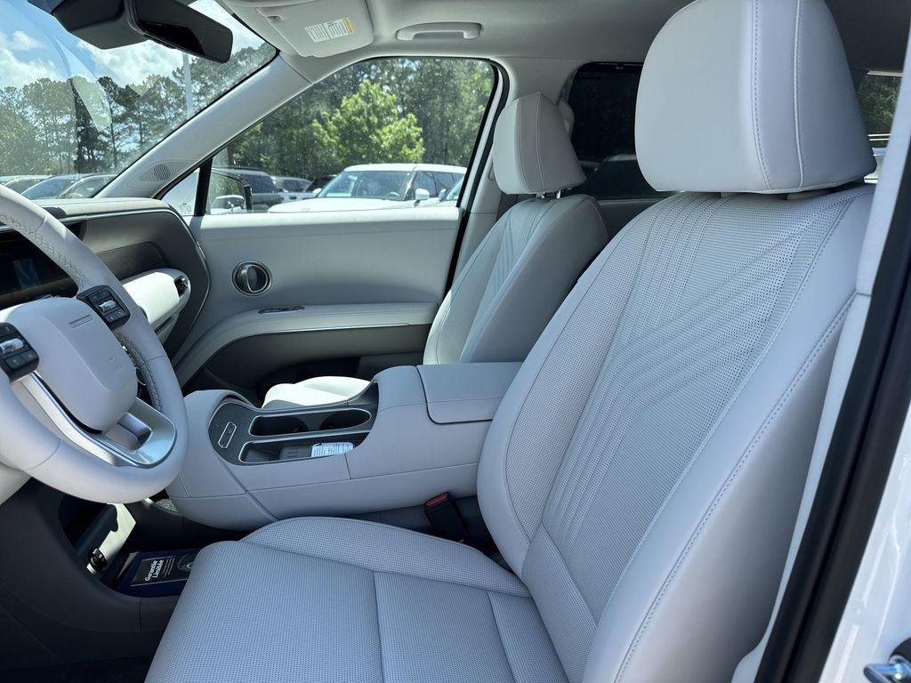 New 2026 Creamy White Pearl Hyundai Blue SEL Premium 7P image 13