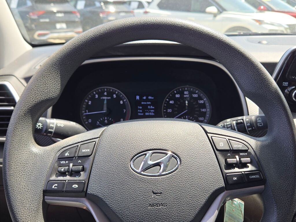 Used 2020 Gray Hyundai SE image 30