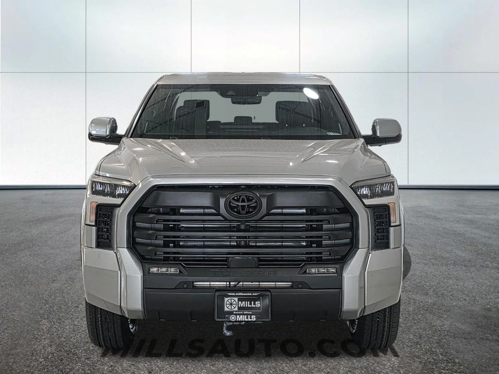 New 2026 Silver Toyota SR5 image 11