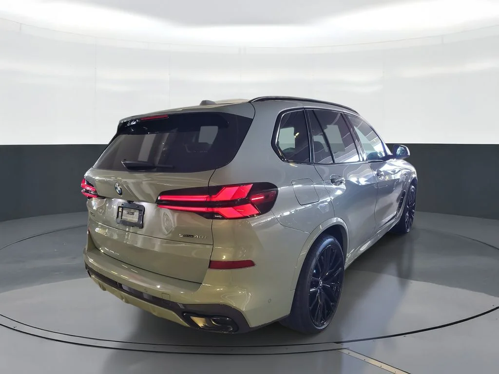 New 2026 Brooklyn Grey Metallic BMW sDrive40i image 3