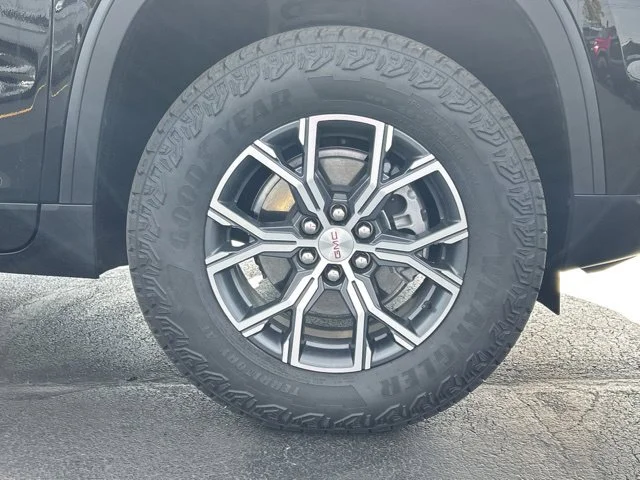 Used 2025 Black GMC AT4 image 15