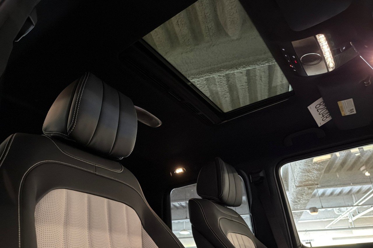 New 2027 MANUFAKTUR Arabian Grey Non- Metallic Mercedes-Benz G 580e SUV image 16
