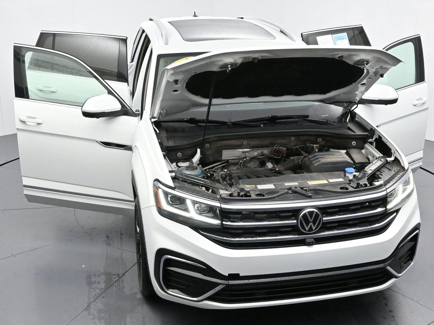 Used 2021 Pure White Volkswagen 3.6L V6 SEL Premium R-Line image 48