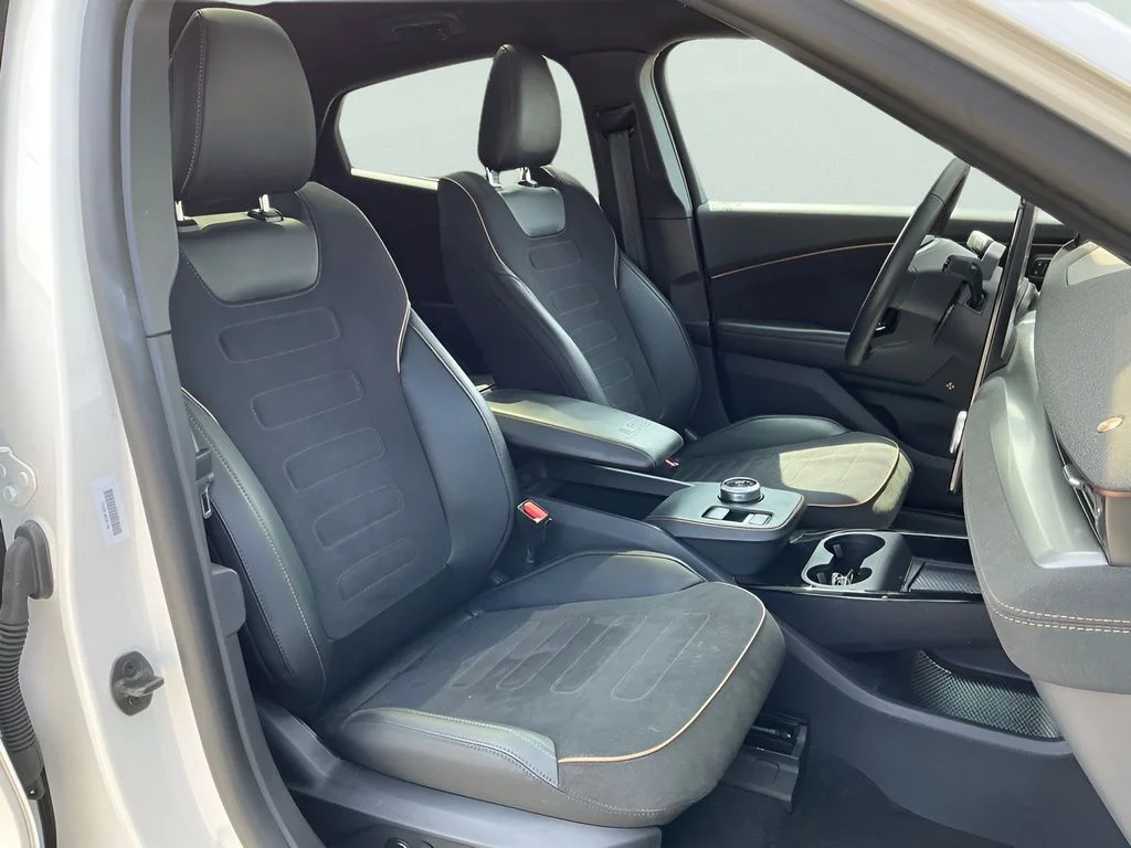 Used 2023 White Ford GT image 19