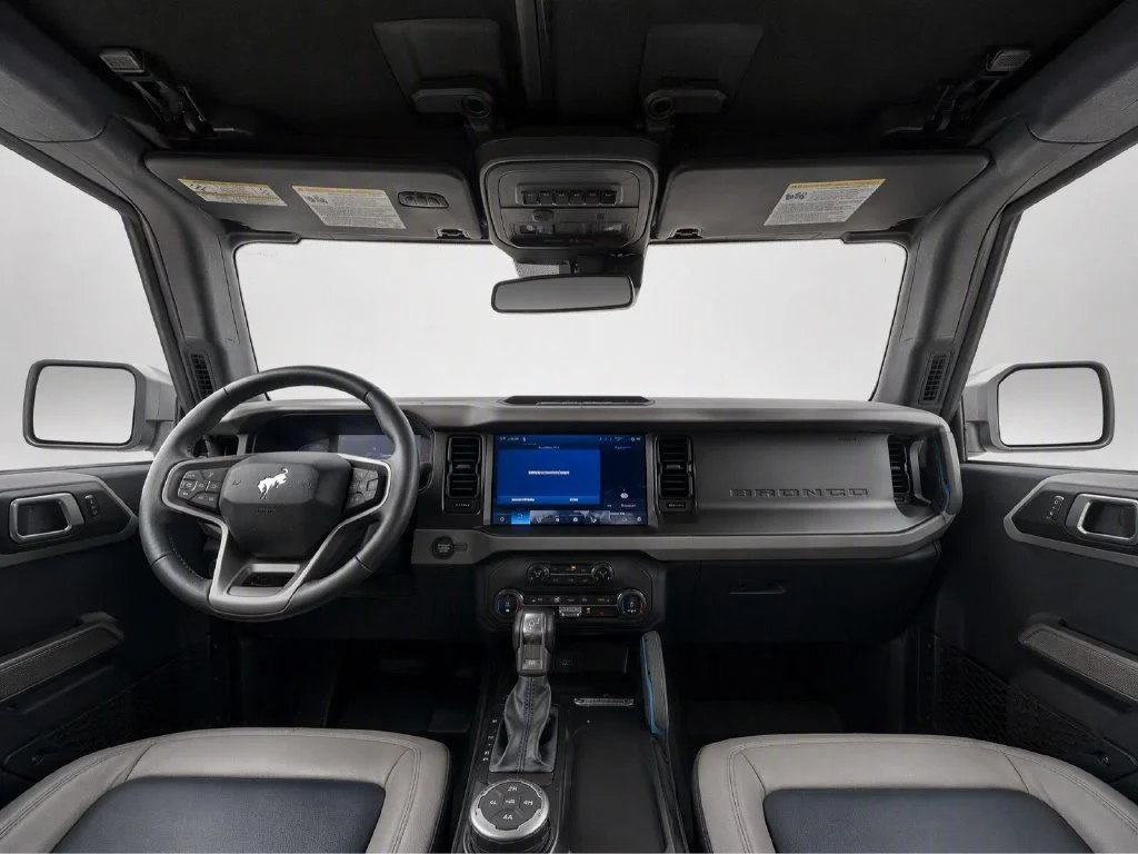 Used 2022 Silver Ford Wildtrak image 13