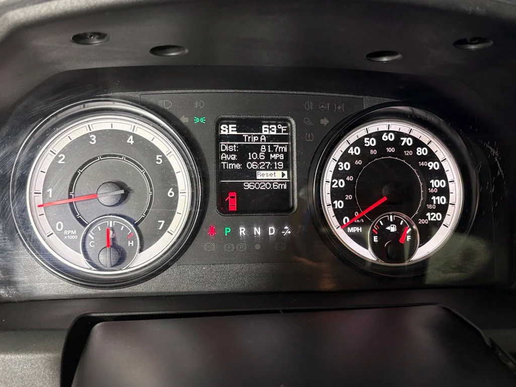 Used 2016 White Ram SLT image 22