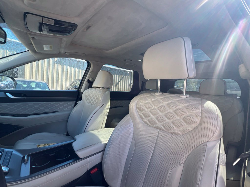 Used 2020 Black Hyundai Limited image 8