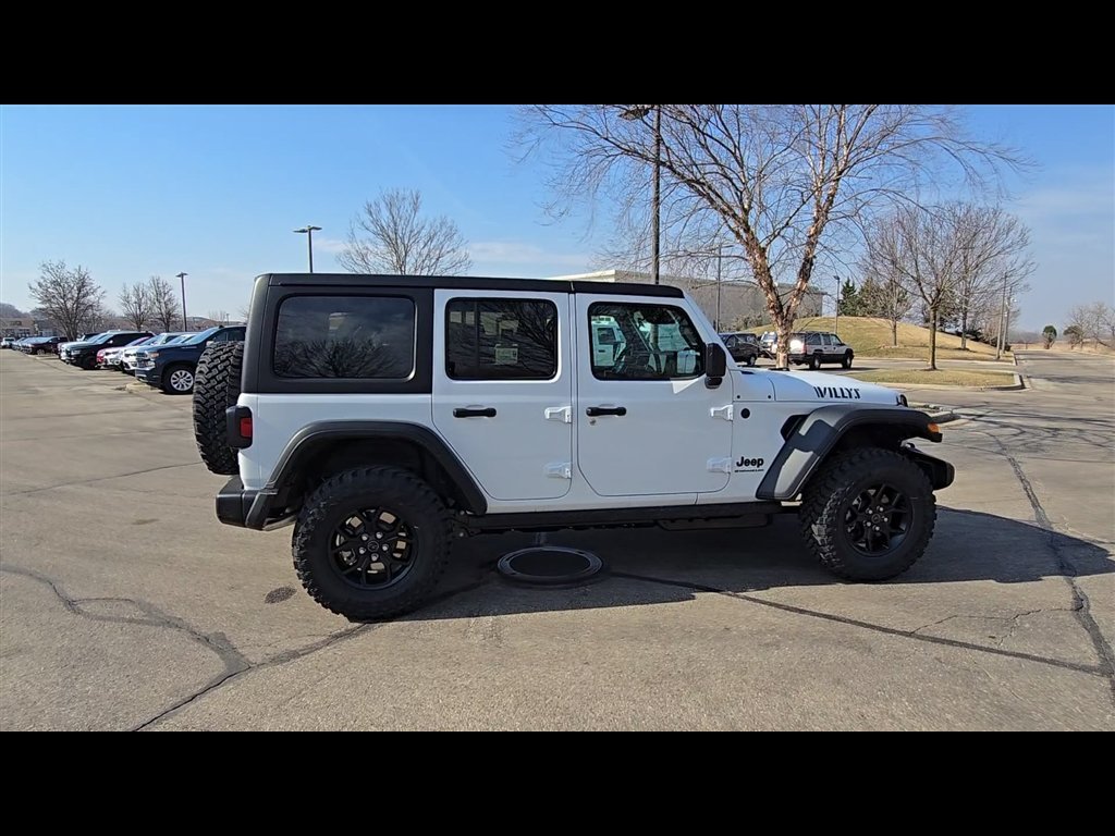 New 2026 Bright White Clear-Coat Exterior Paint Jeep Willys image 10