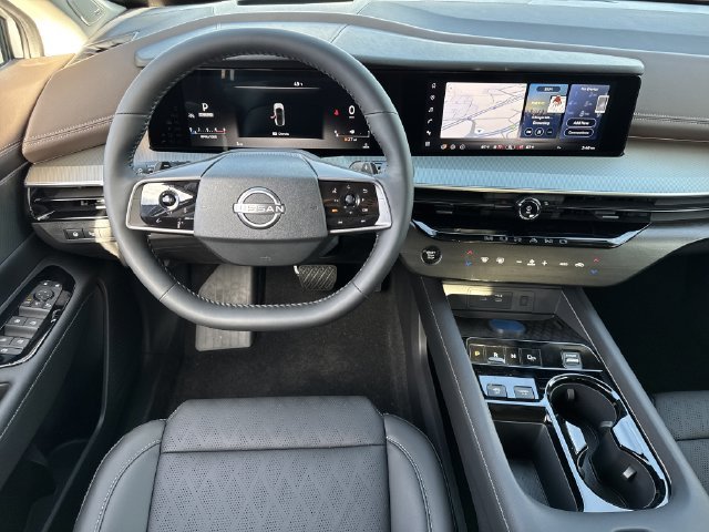 New 2026 Aurora Blue Pearl Metallic / Super Black Two-tone Nissan Platinum image 10