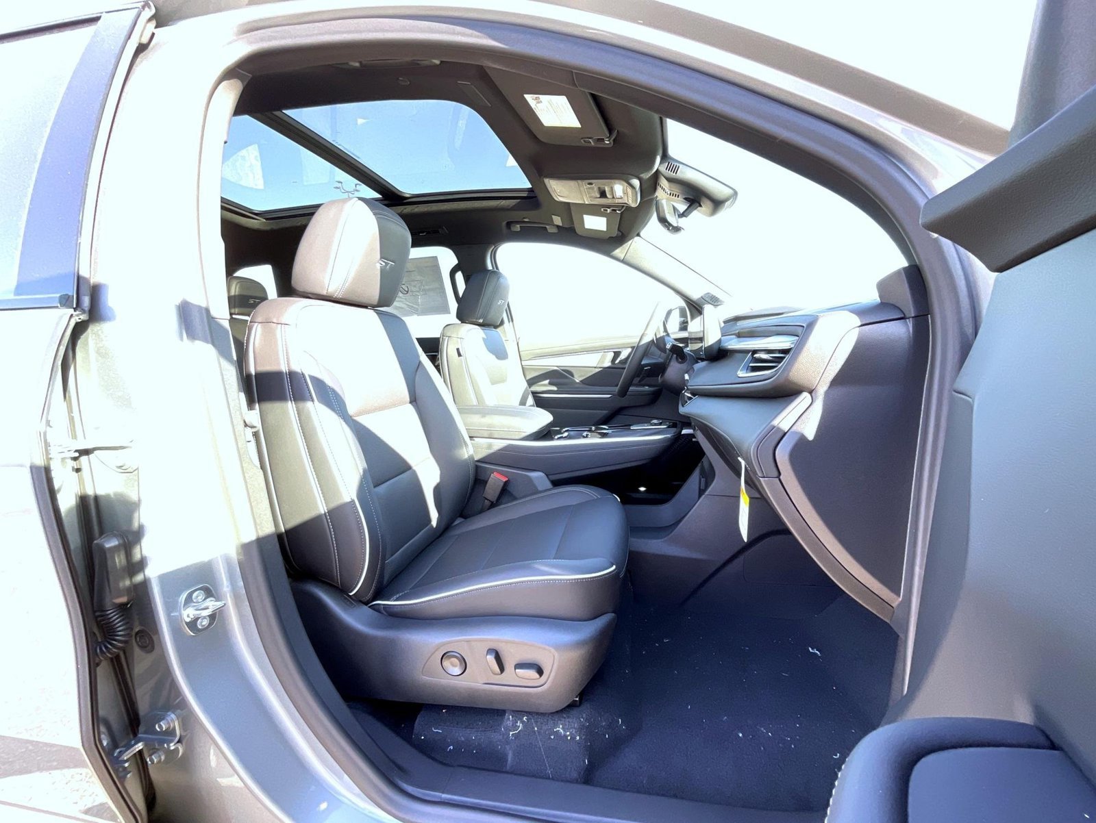 2027 Buick Enclave Sport Touring - Photo 15