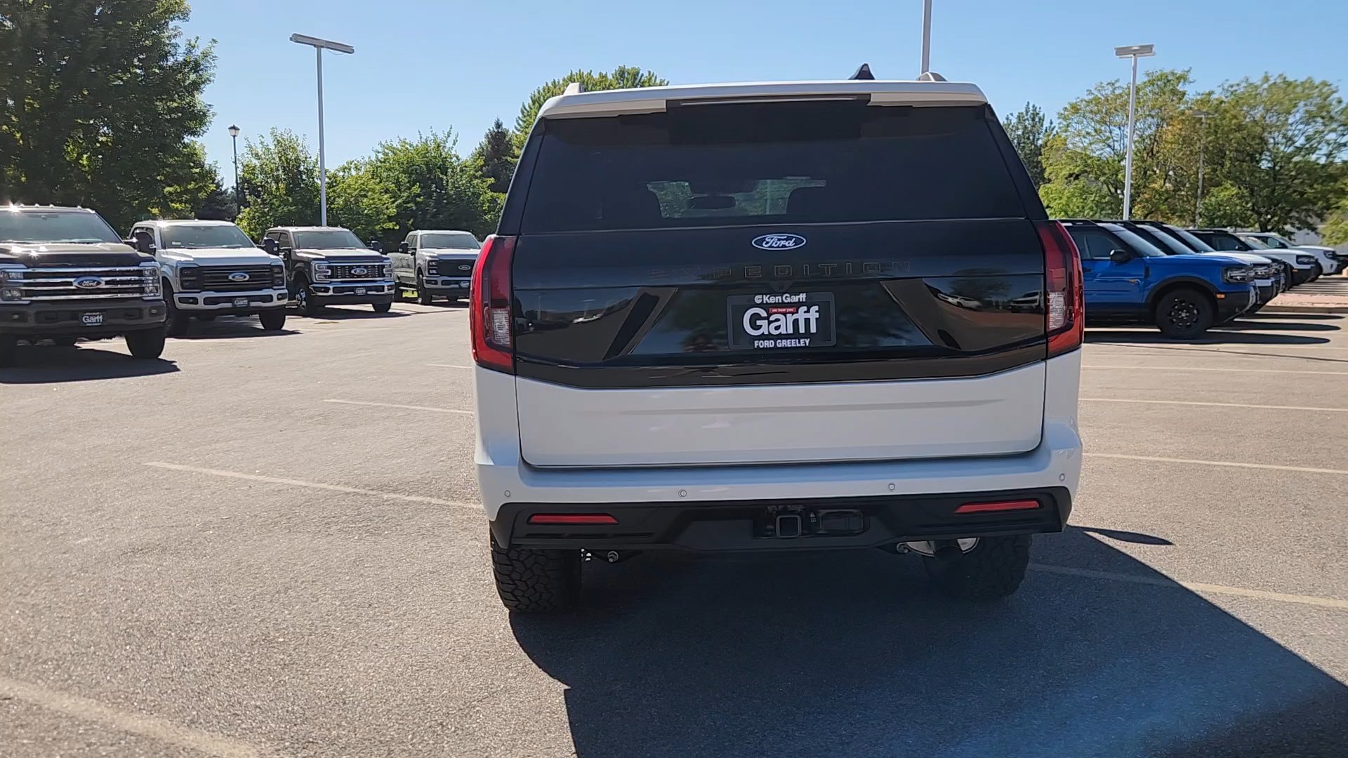 New 2027 Star White Metallic Tri-Coat Ford Tremor image 17