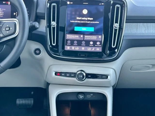 2026 Volvo XC40 Ultra - Photo 19