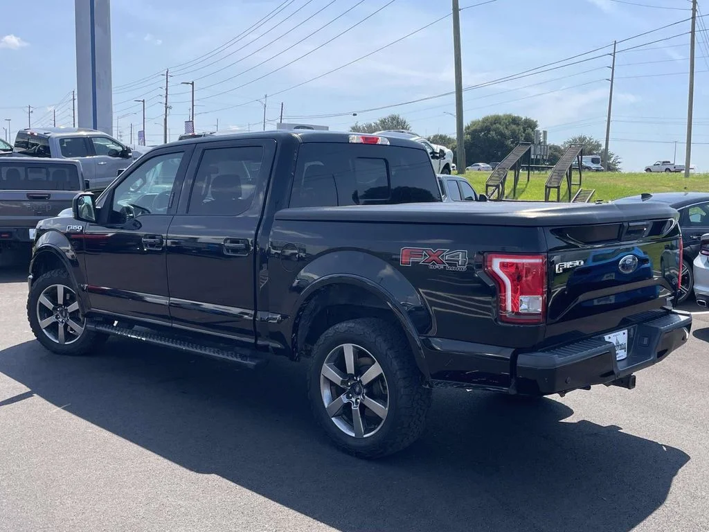 Used 2016 Black Ford XLT image 5