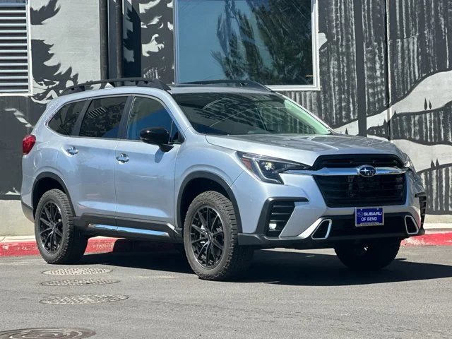 New 2026 ICE SILVER METALLIC Subaru Touring 7-Passenger image 38