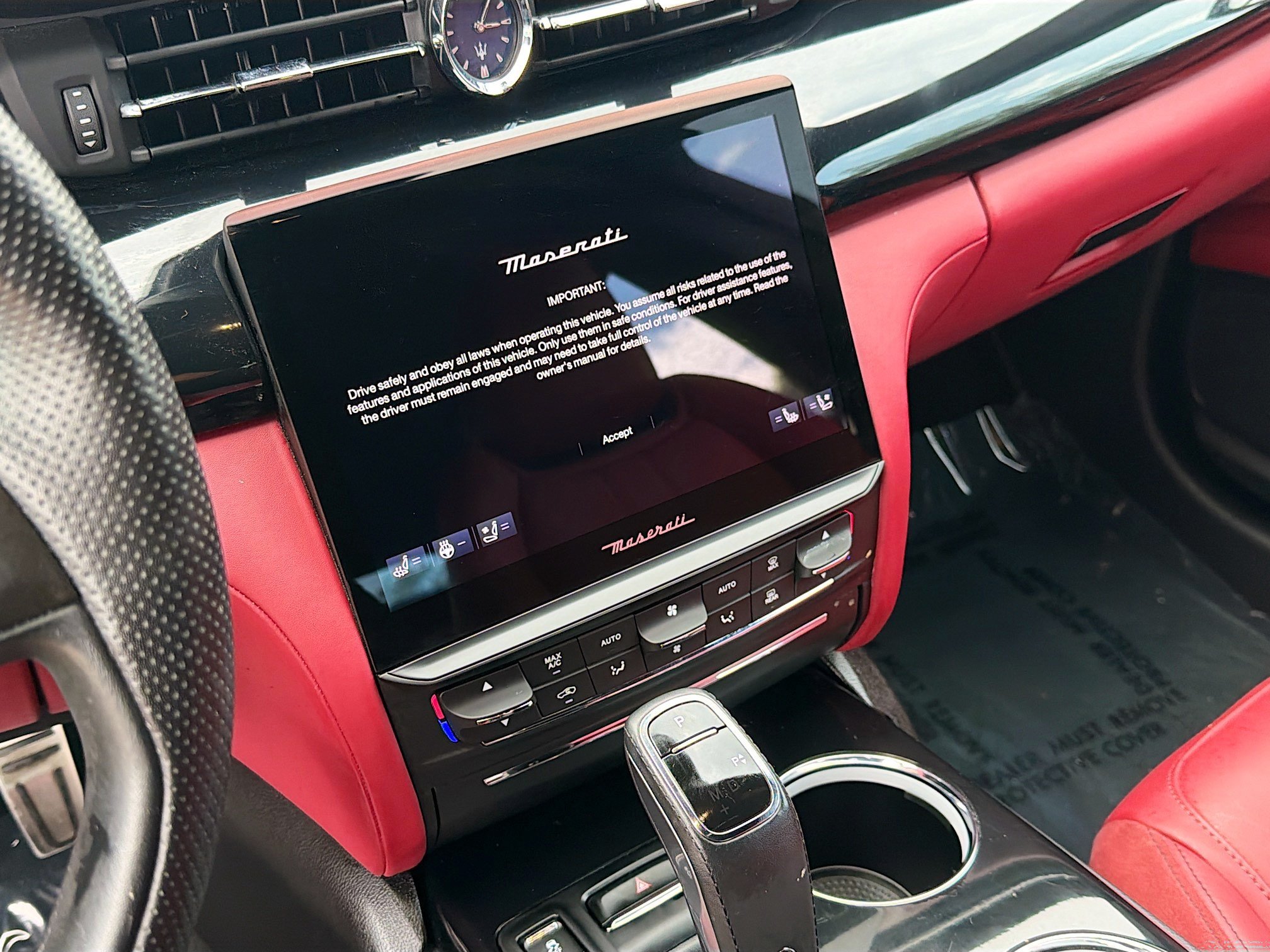 Used 2023 Nero Ribelle Mica Maserati Modena image 27