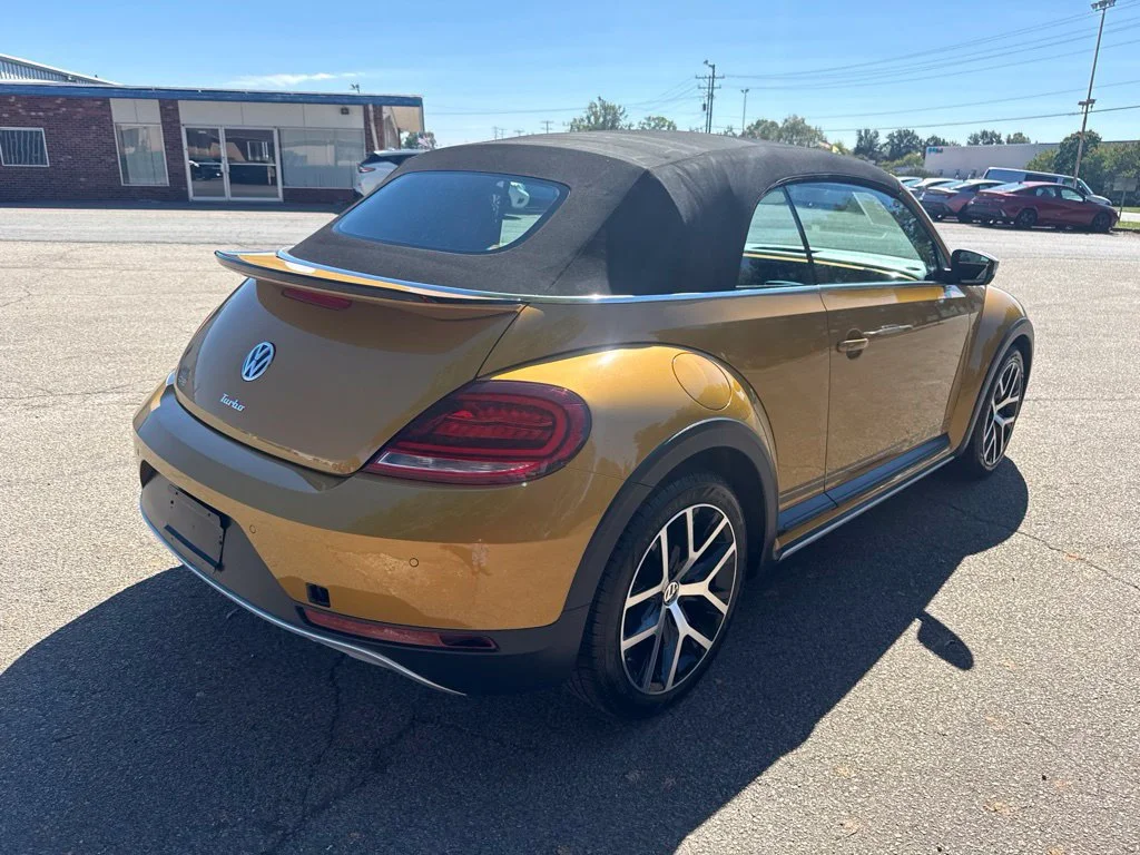 Used 2017  Volkswagen 1.8T Dune image 5