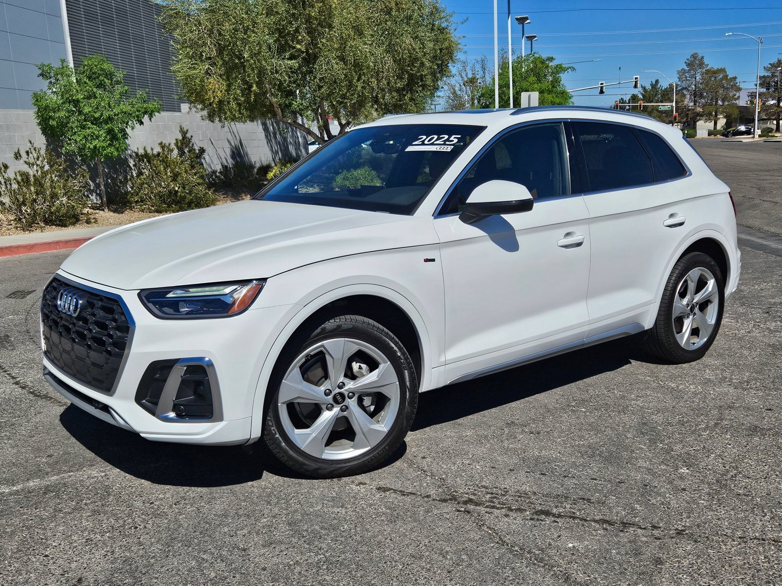 Used 2025 Arkona White Audi S line Premium Plus image 1