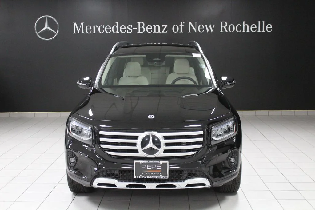 Certified Used 2026 Black Mercedes-Benz GLB 250 image 4
