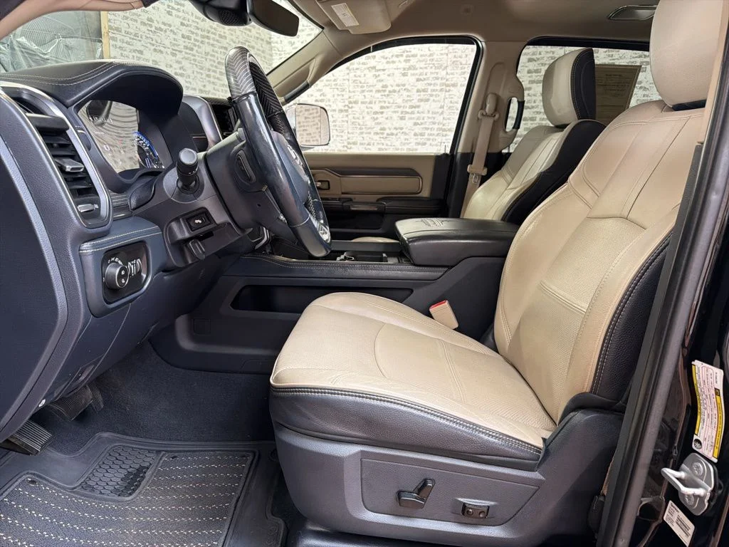 Used 2019 Diamond Black Crystal Pearlcoat Ram Limited image 23