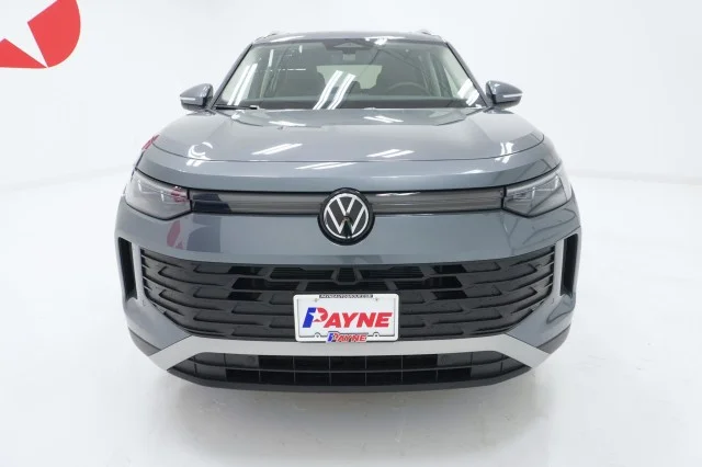 New 2026 Platinum Gray Metallic Volkswagen 2.0T SE image 2