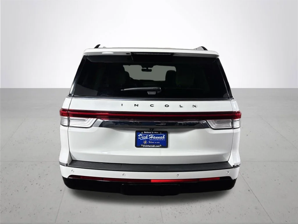 Used 2023 White Lincoln Black Label image 7