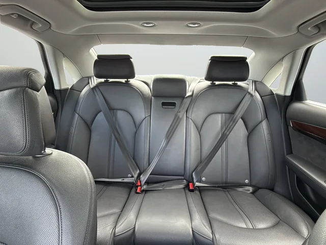 Used 2012 Gray Audi L 4.2 image 32