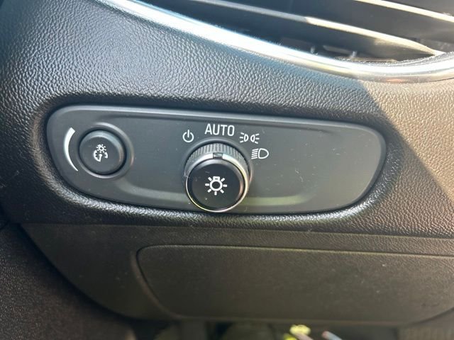 Used 2018 Cajun Red Tintcoat Chevrolet LT image 25