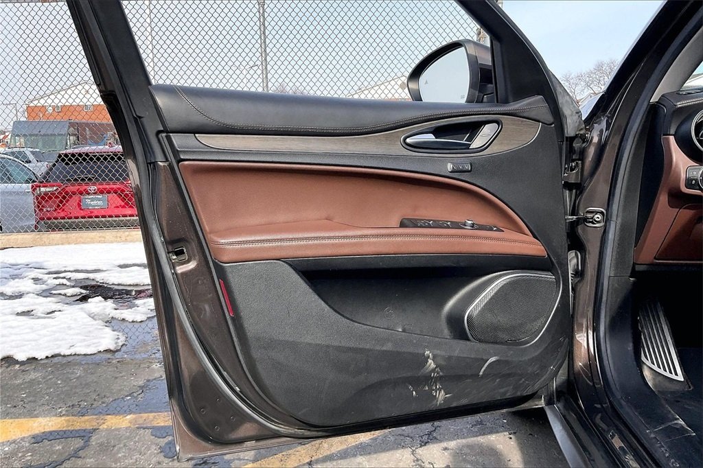 2018 ALFA ROMEO STELVIO - Image 20