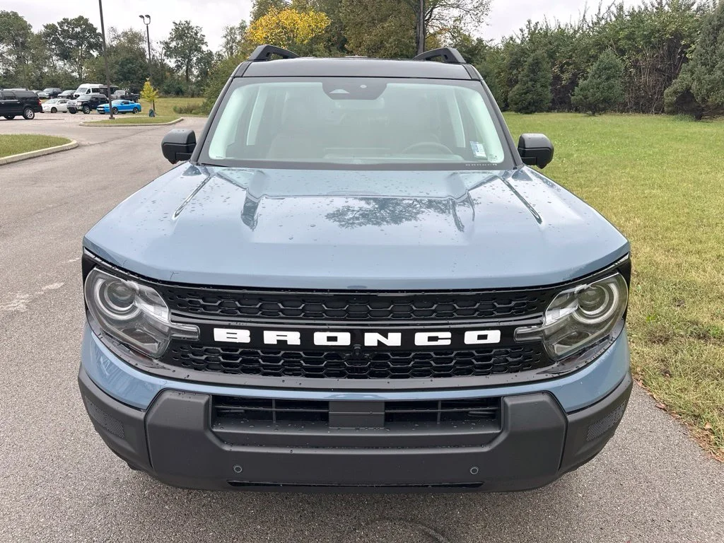 New 2026 Azure Gray Metallic Tri-Coat Ford Outer Banks® image 2
