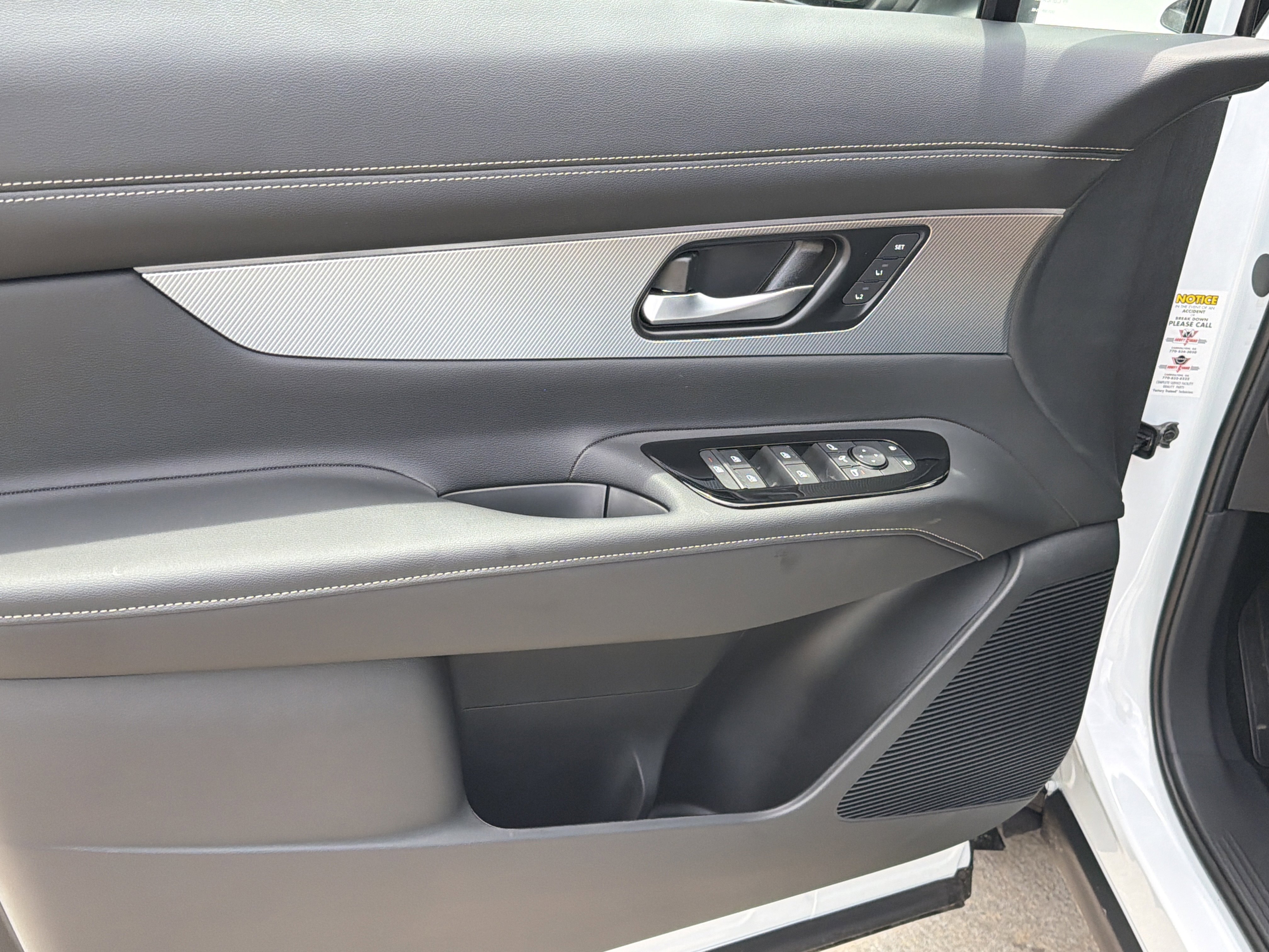 New 2026 Everest White Pearl Tricoat Nissan Platinum image 11