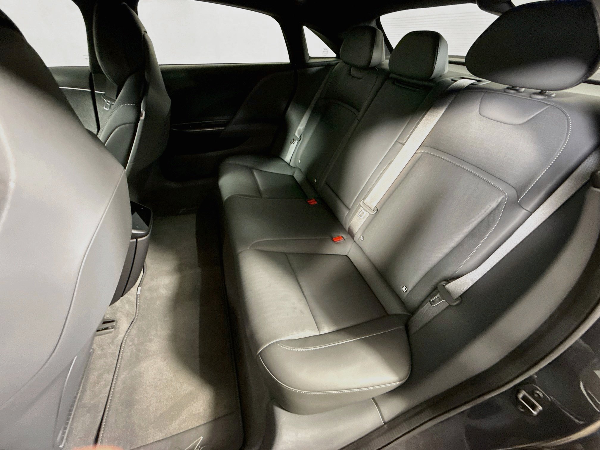 Used 2023 Quantum Gray Metallic Lucid Pure image 24