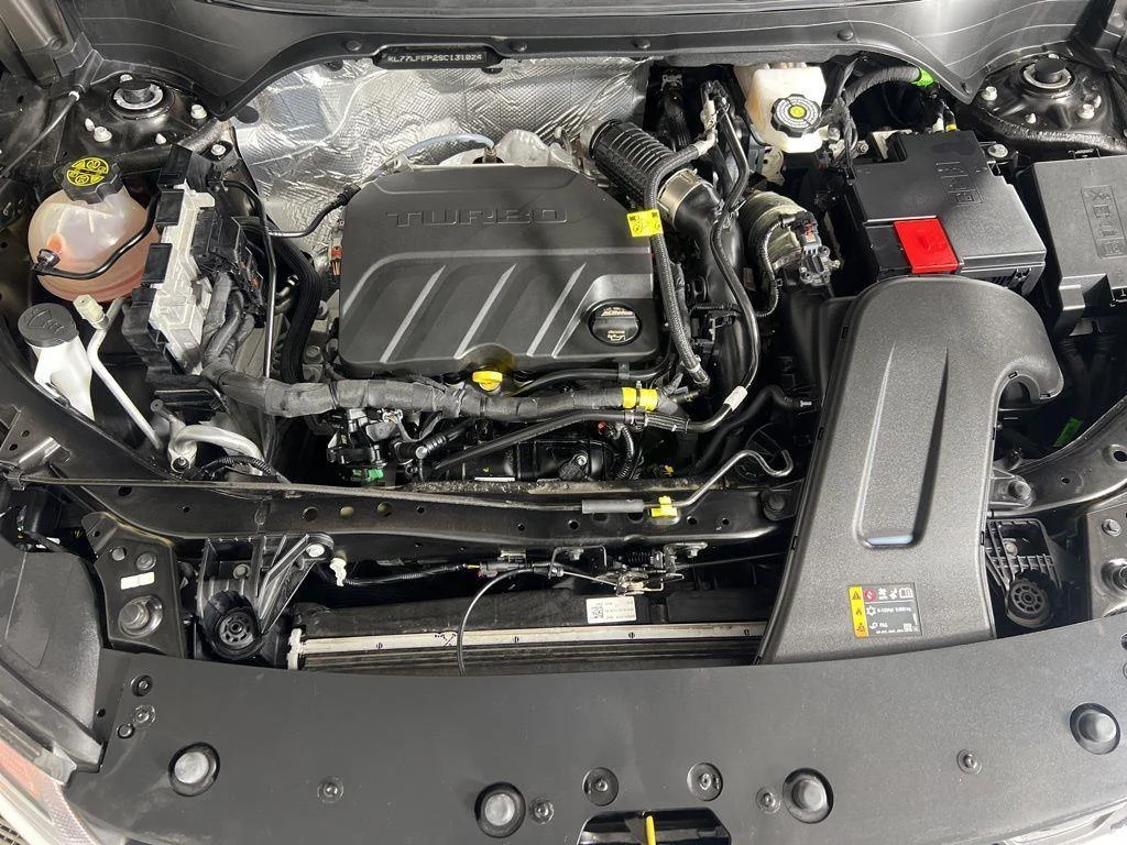 Used 2025 Black Metallic Chevrolet LS image 35