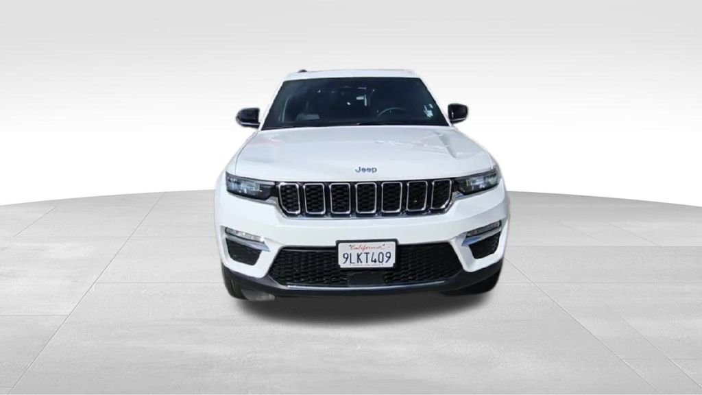 2024 Jeep Cherokee Limited 4xe photo 3