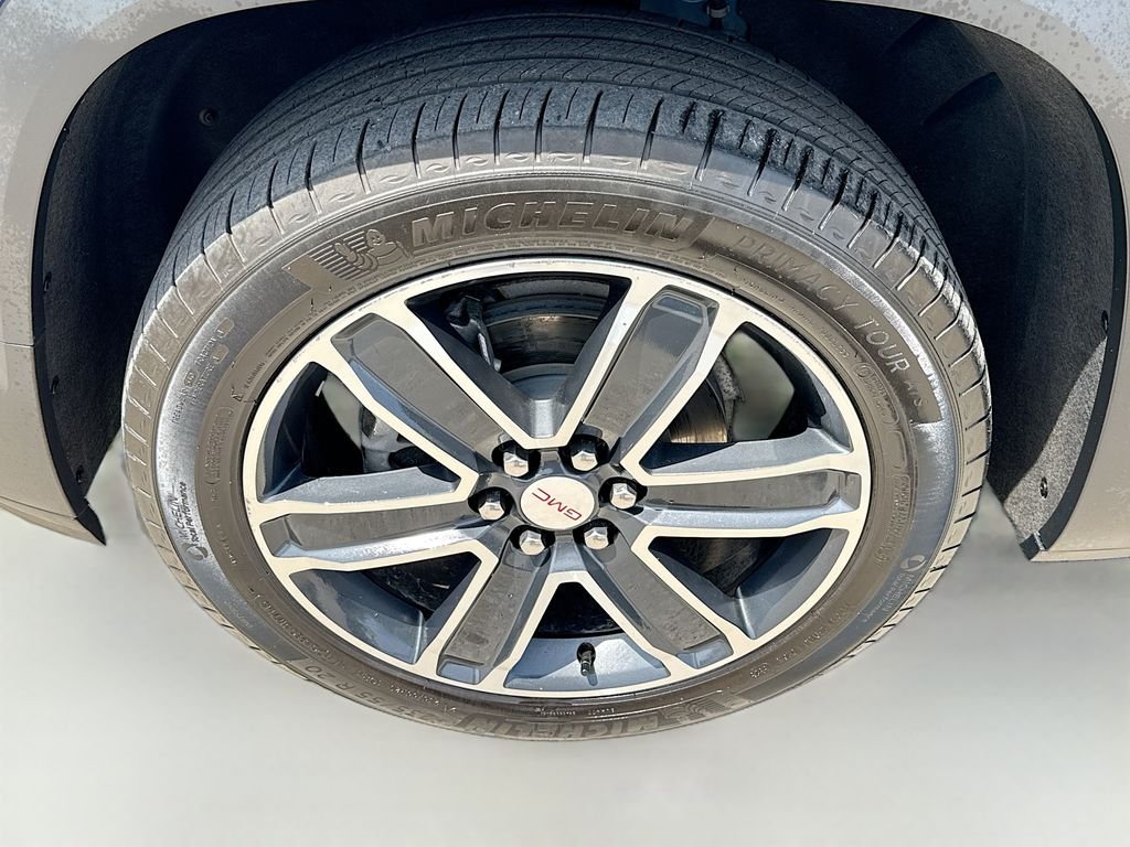 Used 2023 Ultra Blue Metallic GMC SLT image 33