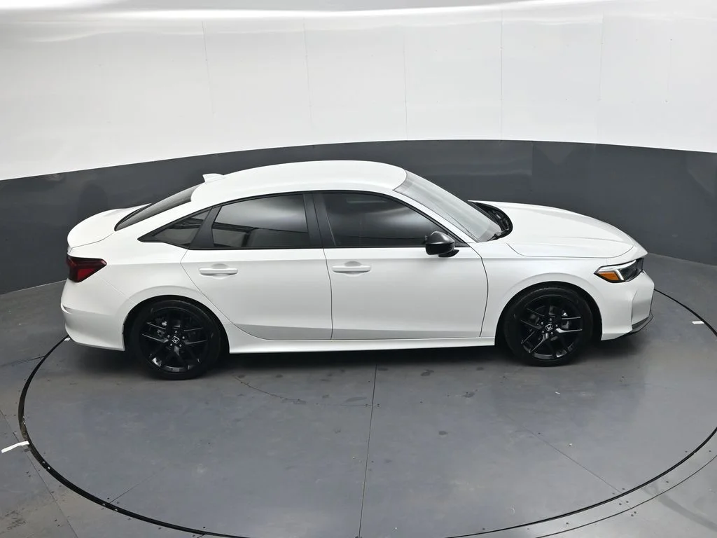Certified Used 2026 Platinum White Pearl Honda Sport image 24