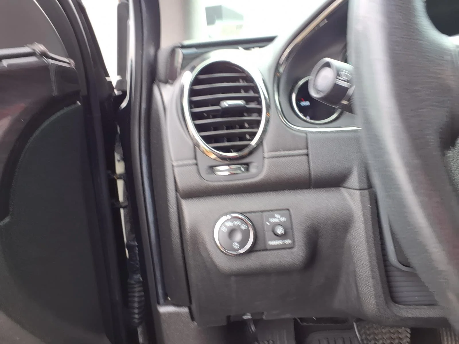 Used 2015 Carbon Black Metallic Buick Leather image 14