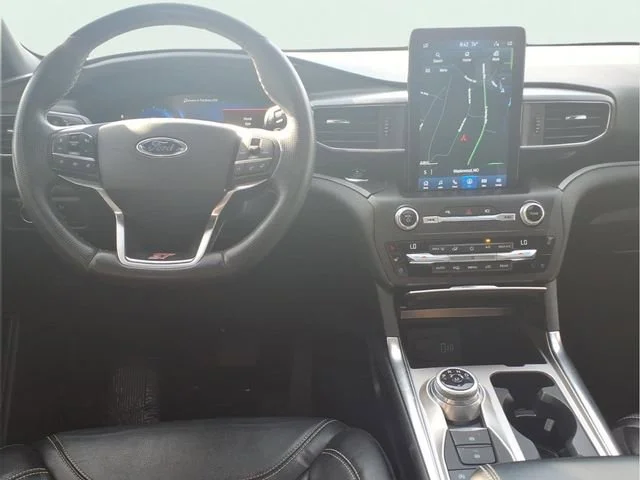 Used 2020  Ford ST image 17