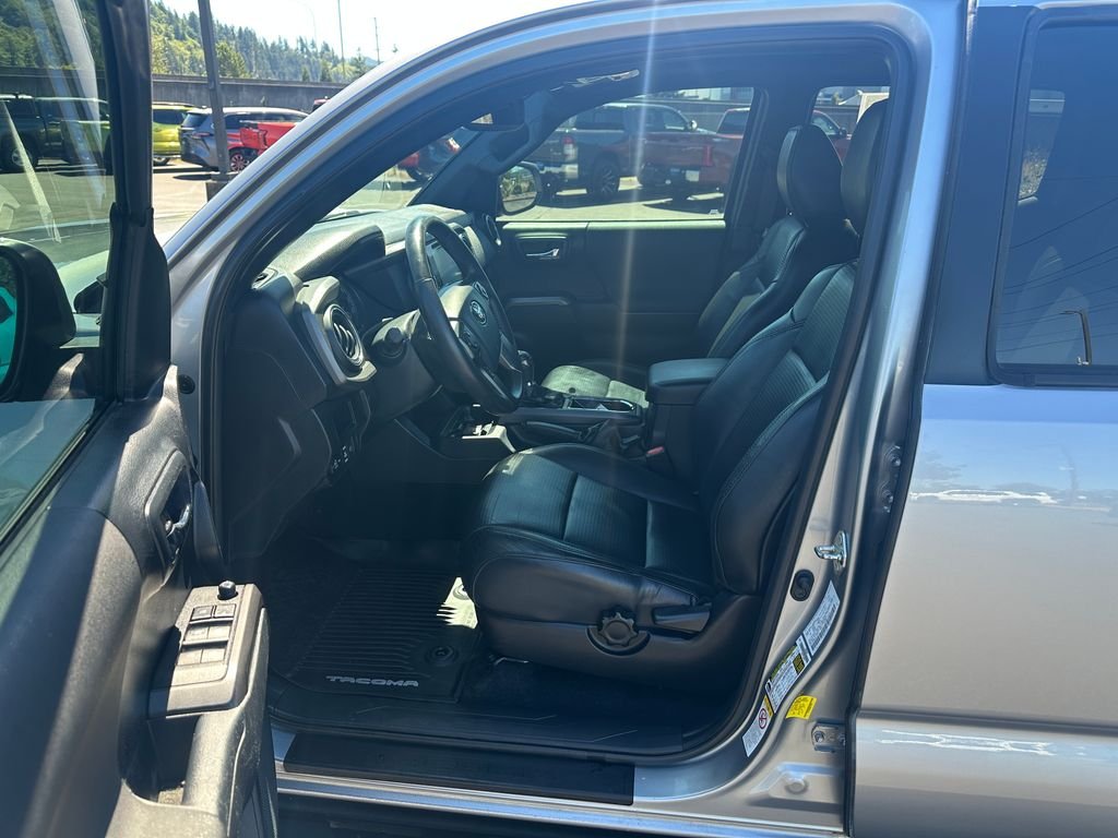 Used 2019 Silver Toyota TRD Off-Road image 13