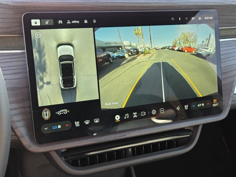 Used 2024  Rivian Adventure image 34