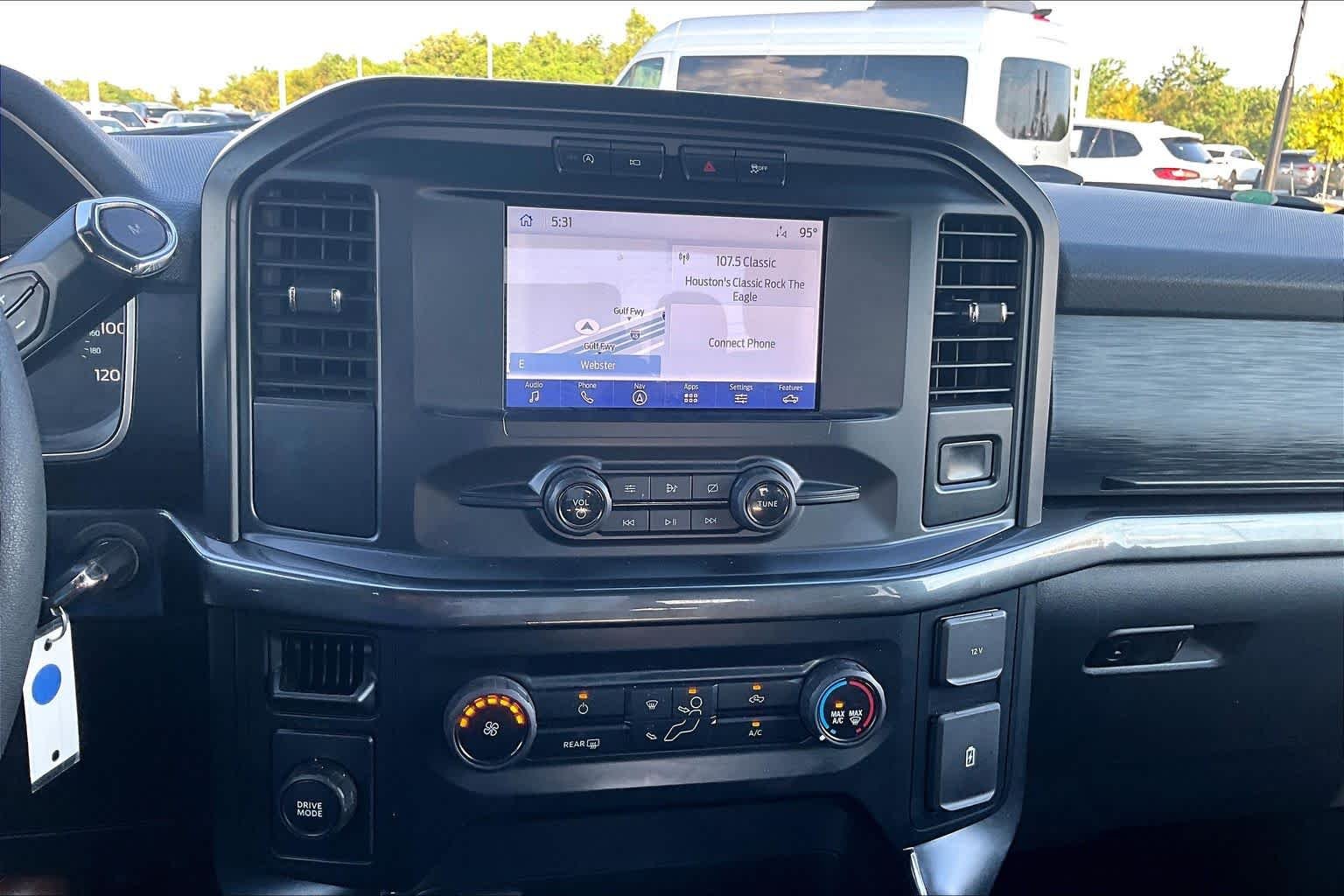 Used 2021 Velocity Blue Metallic Ford XL image 32