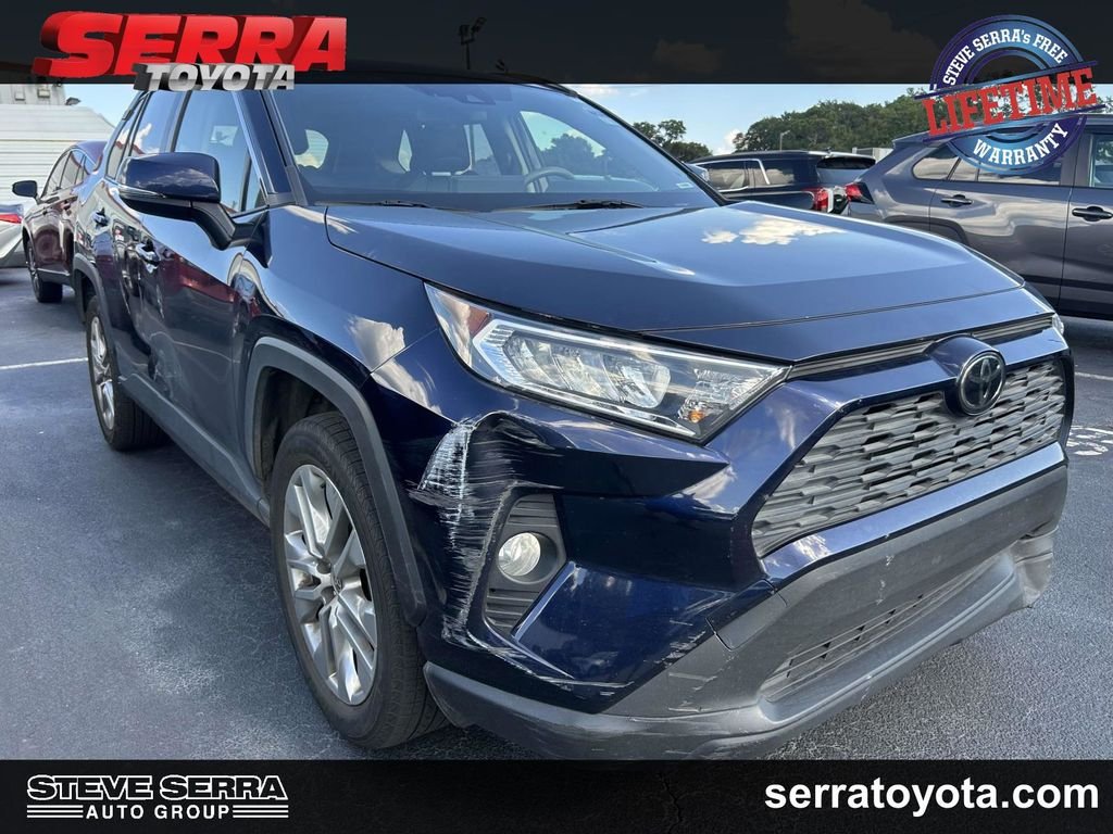 Certified Used 2021  Toyota XLE Premium image 1