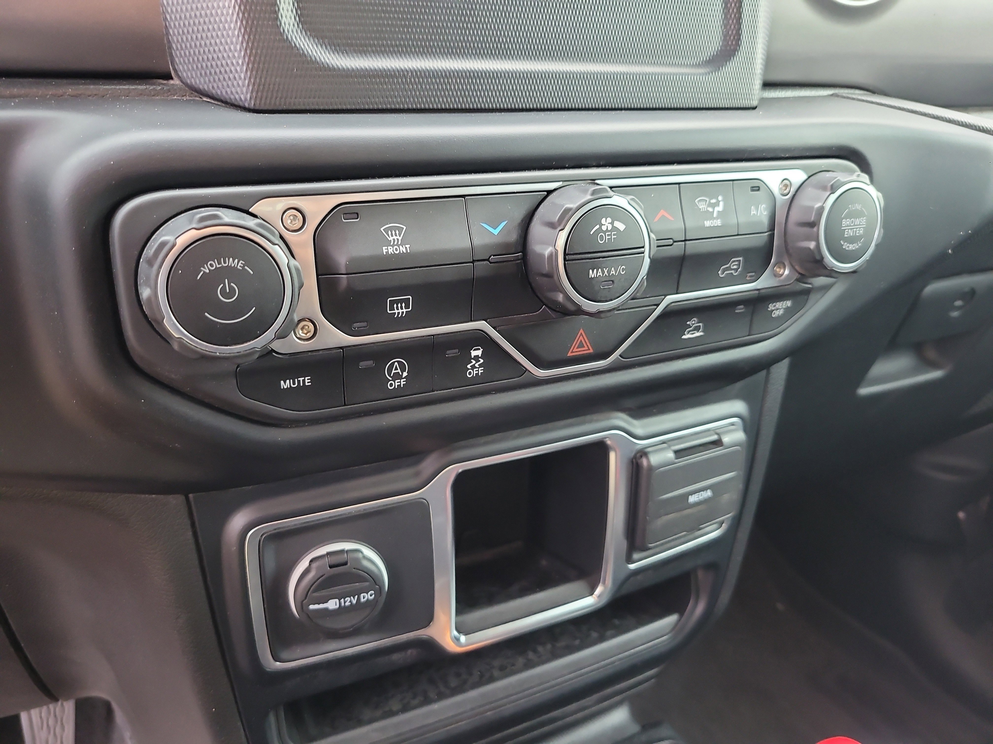 Used 2023 Black Clearcoat Jeep Sport image 24