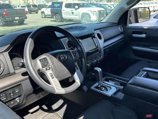 Used 2021 Green Toyota SR5 image 16