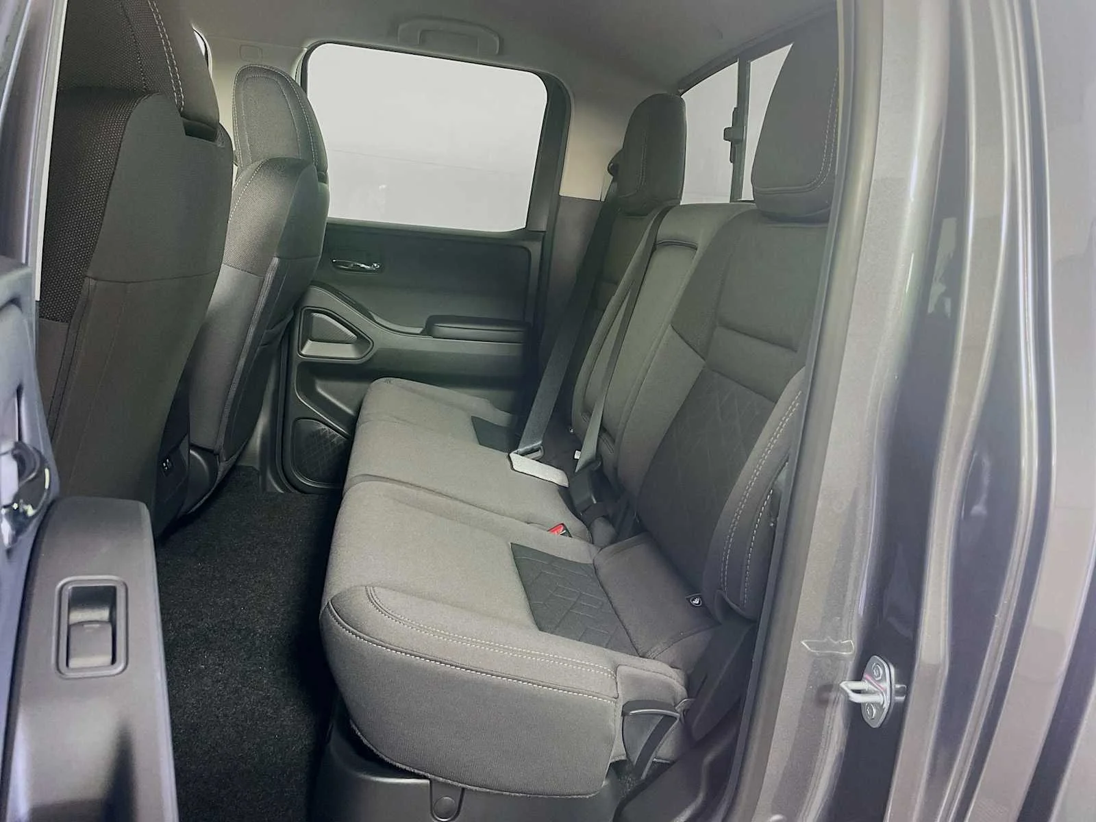 New 2026 Gun Metallic Nissan Crew Cab SV image 5