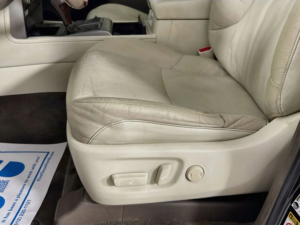 Used 2016 Black Onyx Lexus 460 image 25
